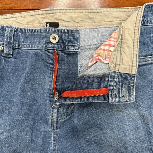 prAna Breathe Men's Jeans Size 34 Blue Denim Relaxed Fit Cotton Spandex Blend - Picture 5 of 14